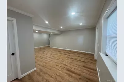 29 S Mortimer Avenue, Elmsford, NY 10523 - Photo 12