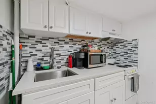 30 Ferdinand Pl, New Rochelle, NY 10801 - Photo 32