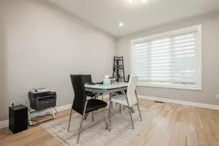 215 Marguerite Ave, Floral Park, NY 11001 - Photo 14