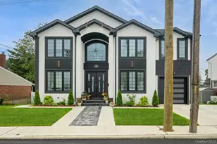 215 Marguerite Ave, Floral Park, NY 11001 - Photo 2