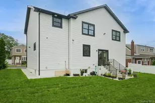 215 Marguerite Ave, Floral Park, NY 11001 - Photo 34