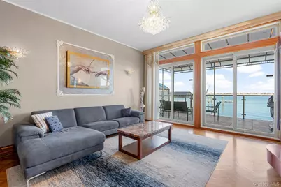 822 Dean Avenue, Bronx, NY 10465 - Photo 14