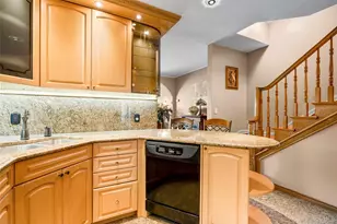 822 Dean Ave, Bronx, NY 10465 - Photo 8