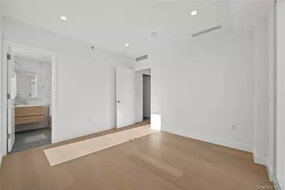 150-02 Northern Boulevard #3A, Flushing, NY 11354 - Photo 14