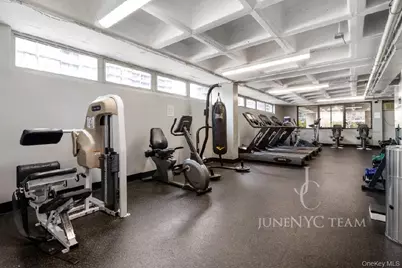 152-18 Union Turnpike #204K, Flushing, NY 11367 - Photo 16
