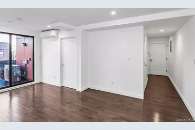 43-12 214th Place #4D, Bayside, NY 11361 - Photo 10