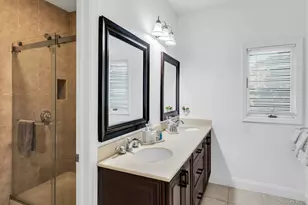 10 Bay Woods Dr, Hampton Bays, NY 11946 - Photo 38