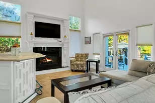 10 Bay Woods Dr, Hampton Bays, NY 11946 - Photo 24