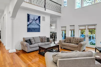 10 Bay Woods Drive, Hampton Bays, NY 11946 - Photo 10