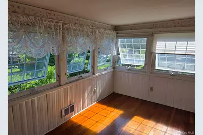 126 Greenridge Avenue, White Plains, NY 10605 - Photo 38