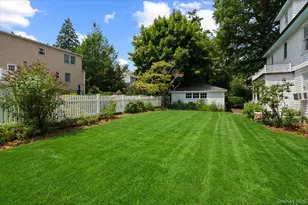 126 Greenridge Ave, White Plains, NY 10605 - Photo 4