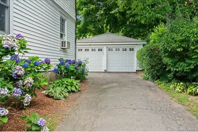126 Greenridge Avenue, White Plains, NY 10605 - Photo 6
