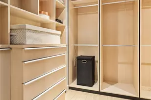 322 W 57th St, New York (Manhattan), NY 10019 - Photo 10