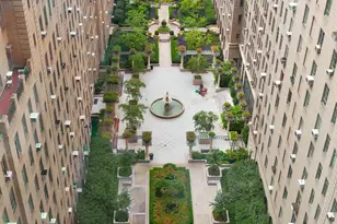 322 W 57th St, New York (Manhattan), NY 10019 - Photo 18