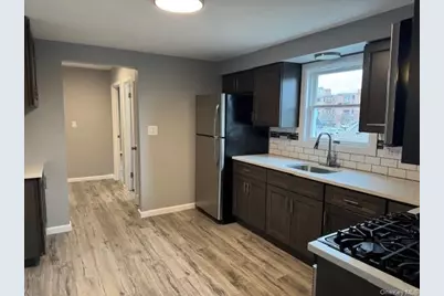 217 Cleveland Avenue #2, Mineola, NY 11501 - Photo 1