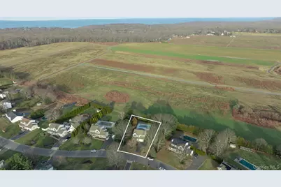 70 Fairway Drive, Wading River, NY 11792 - Photo 2