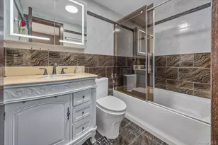 3015 Brighton 6th St, Brooklyn, NY 11235 - Photo 10