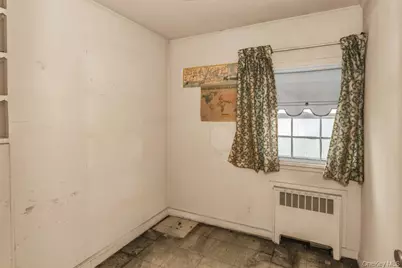 545 W Olive Street, Long Beach, NY 11561 - Photo 18