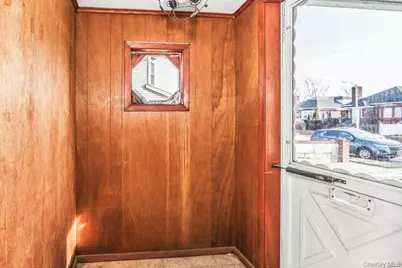 545 W Olive Street, Long Beach, NY 11561 - Photo 4