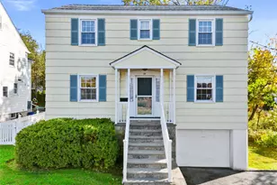 53 Oak Ave, Larchmont, NY 10538 - Photo 2