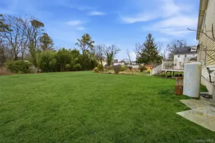 471 Southport St, Ronkonkoma, NY 11779 - Photo 6