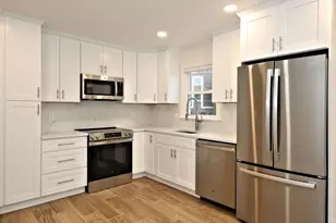 105 Florence St, Mamaroneck, NY 10543 - Photo 2