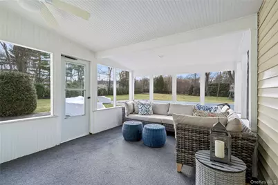 172 Burtis Lane, Syosset, NY 11791 - Photo 36