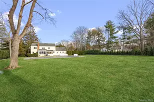 172 Burtis Ln, Syosset, NY 11791 - Photo 46