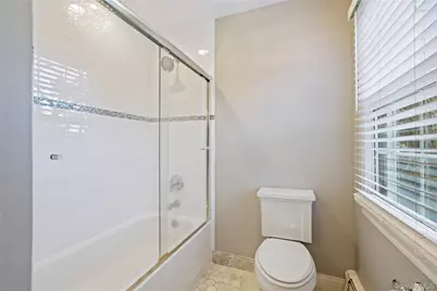 172 Burtis Lane, Syosset, NY 11791 - Photo 30