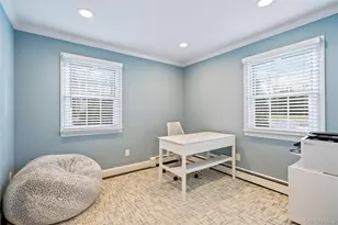 172 Burtis Ln, Syosset, NY 11791 - Photo 20