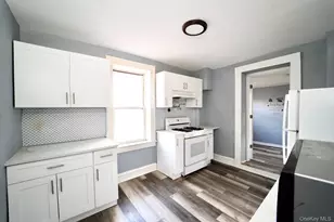 161 Rockaway Ave, Valley Stream, NY 11580 - Photo 8