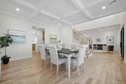 28 Eve Lane, Levittown, NY 11756 - Photo 8