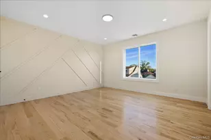 28 Eve Ln, Levittown, NY 11756 - Photo 32