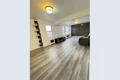 68-09 138th Street #2B, Flushing, NY 11367 - Photo 2