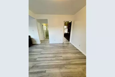 68-09 138th Street #2B, Flushing, NY 11367 - Photo 6