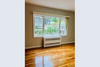 15-42 Utopia Parkways, Whitestone, NY 11357 - Photo 4