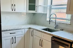 15-42 Utopia Pkwy, Whitestone, NY 11357 - Photo 2