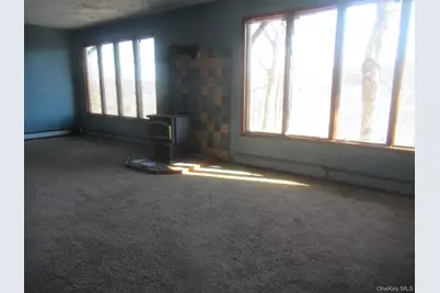 70 Deer Trail N, Greenwood Lake, NY 10925 - Photo 12