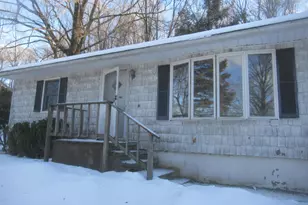 270 Bucks Hollow Rd, Mahopac, NY 10541 - Photo 2