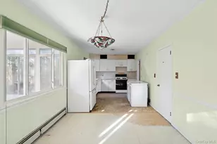 37 Cedar Dr, White Sulphur Springs, NY 11937 - Photo 4