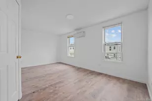 58-44 Fresh Pond Rd, Maspeth, NY 11378 - Photo 22