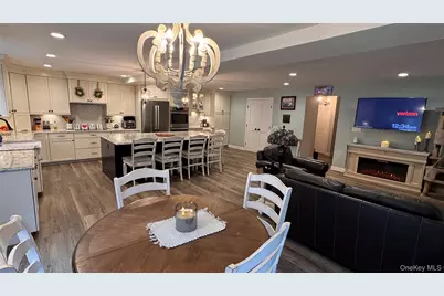 71 Home Street, Malverne, NY 11565 - Photo 10