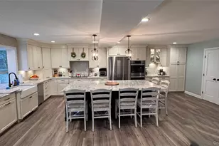 71 Home St, Malverne, NY 11565 - Photo 8