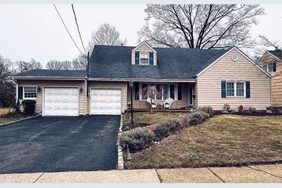 71 Home Street, Malverne, NY 11565 - Photo 2