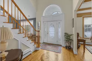 86 Louise Ct, Riverhead, NY 11901 - Photo 4