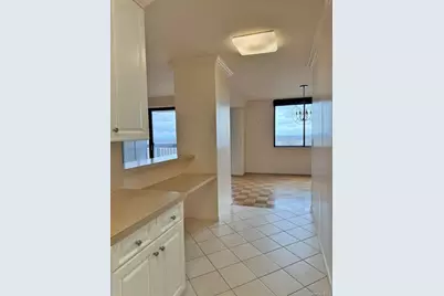 27010 Grand Central Parkway #12G, Floral Park, NY 11005 - Photo 14