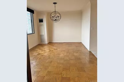 27010 Grand Central Parkway #12G, Floral Park, NY 11005 - Photo 8