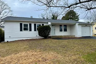 74 Clifton Pl, Port Jefferson Station, NY 11776 - Photo 2