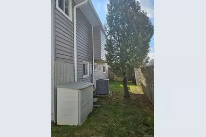 149 Truxton Road, Dix Hills, NY 11746 - Photo 4