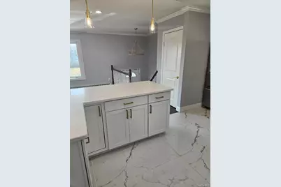 149 Truxton Road, Dix Hills, NY 11746 - Photo 10